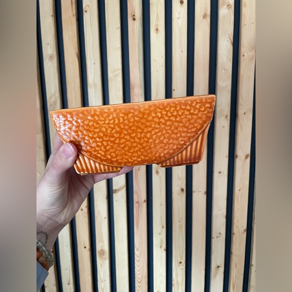 Orange Plant pot - Picture 1 of 8